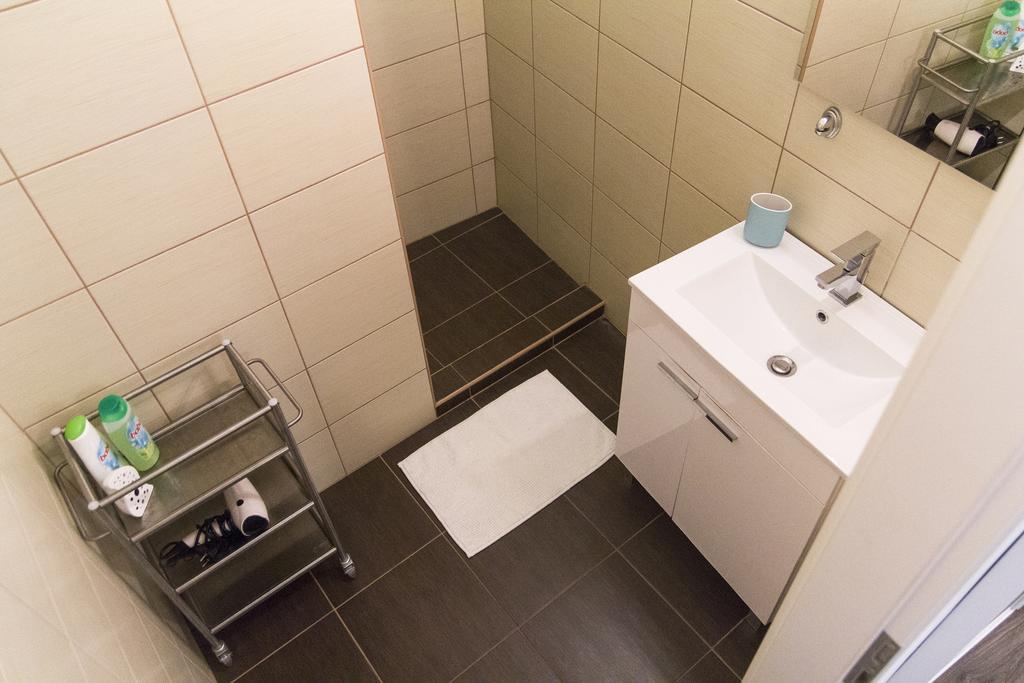 Appartement Bright 2br&ac At Astoria Boedapest