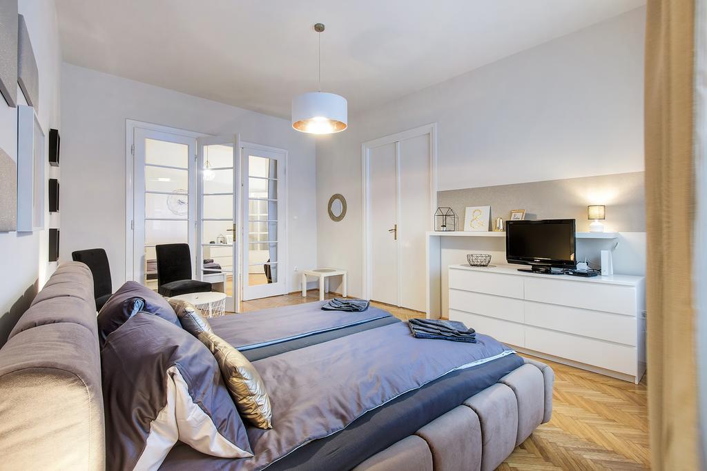Brighthome Castle District Apartment