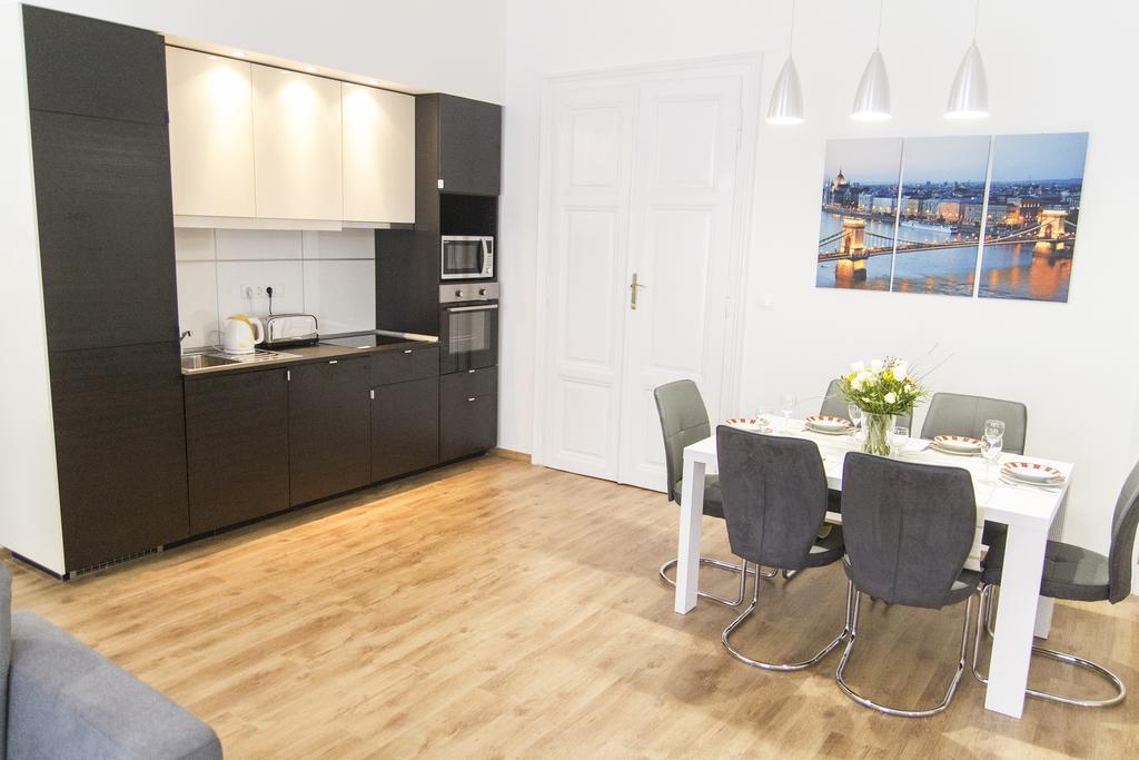 Luxury 2br By The Synagogue