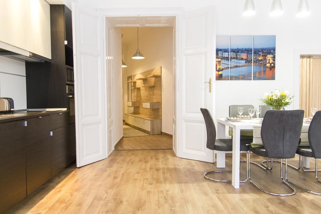 Luxury 2br By The Synagogue