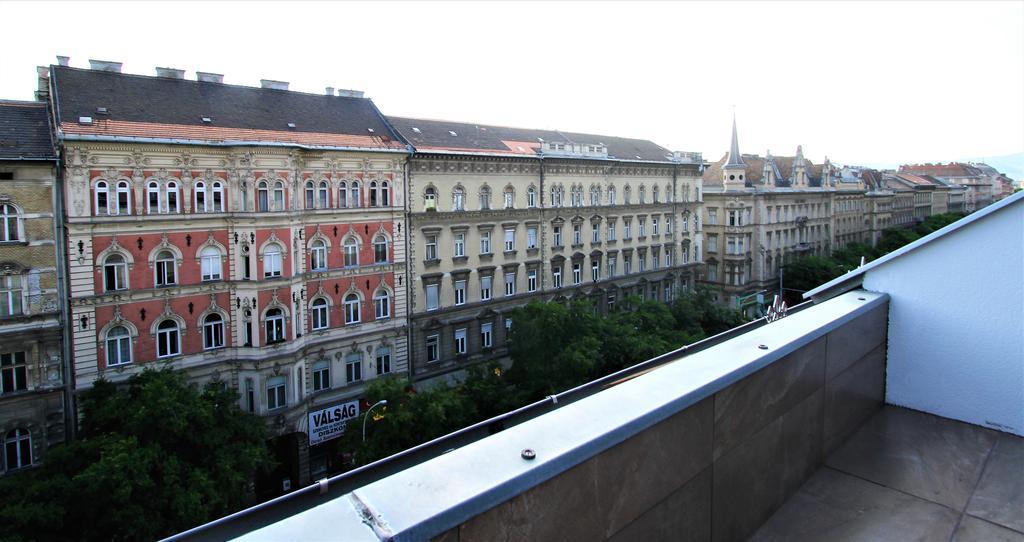 Apartment Grand Trees *