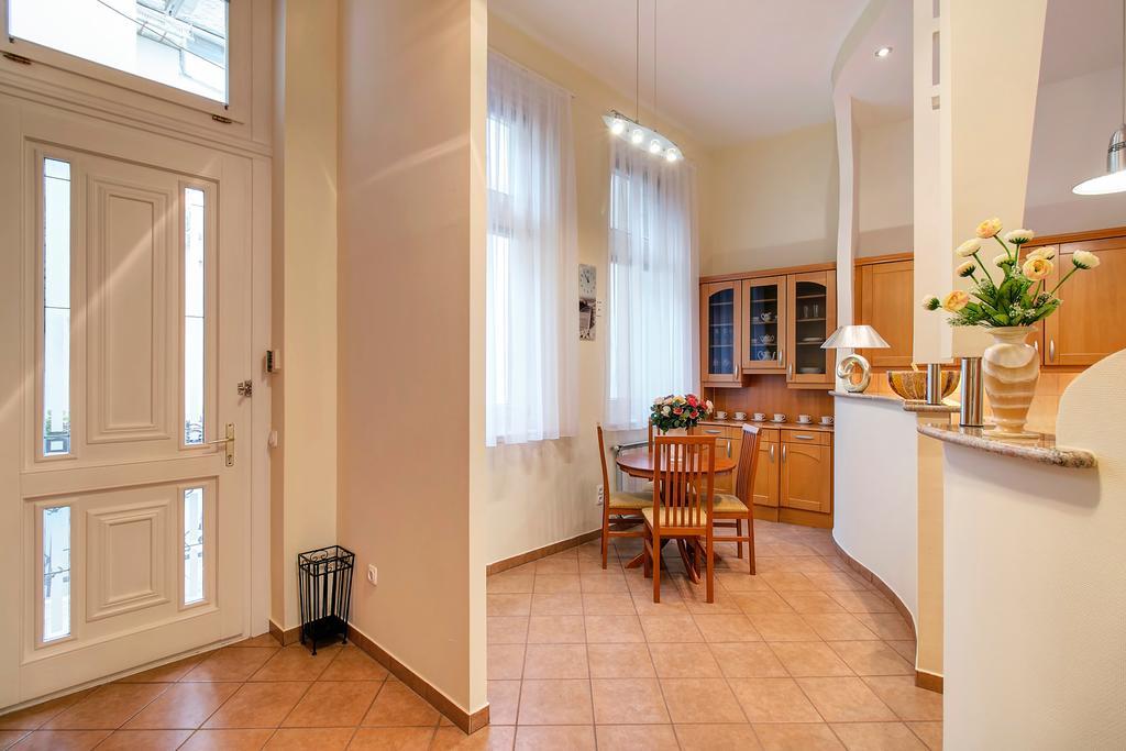 Sweet Dreams At Chain Bridge Apartament