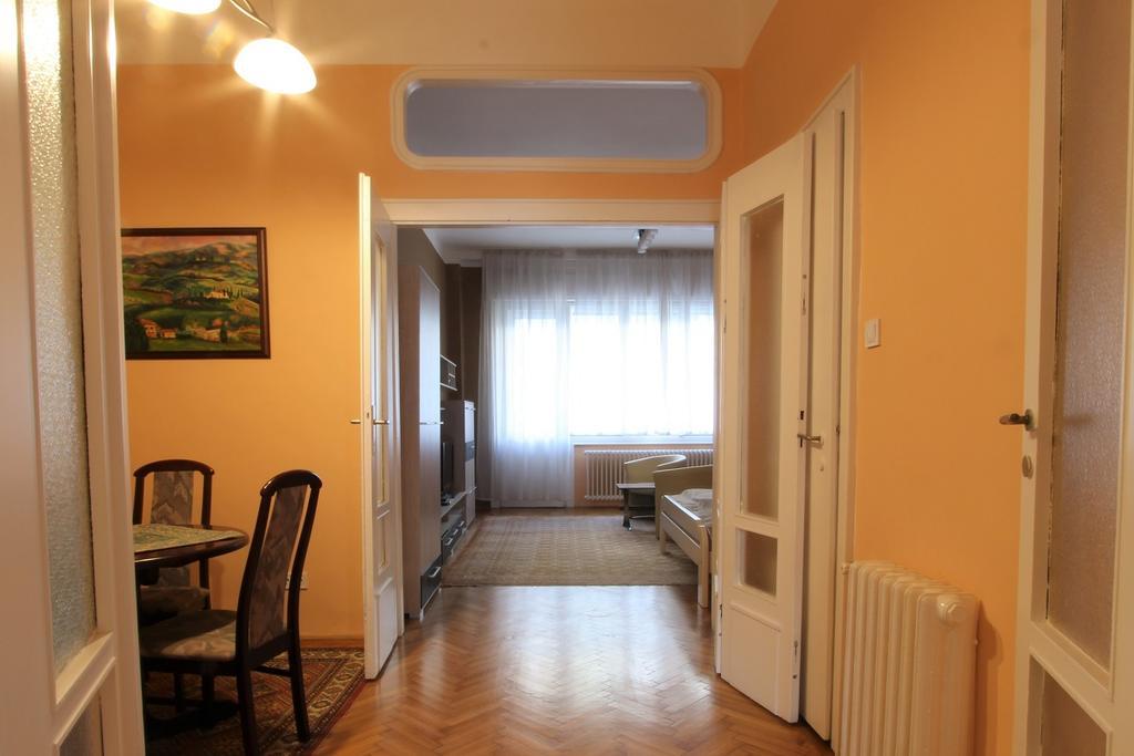 Lili's * Budapest