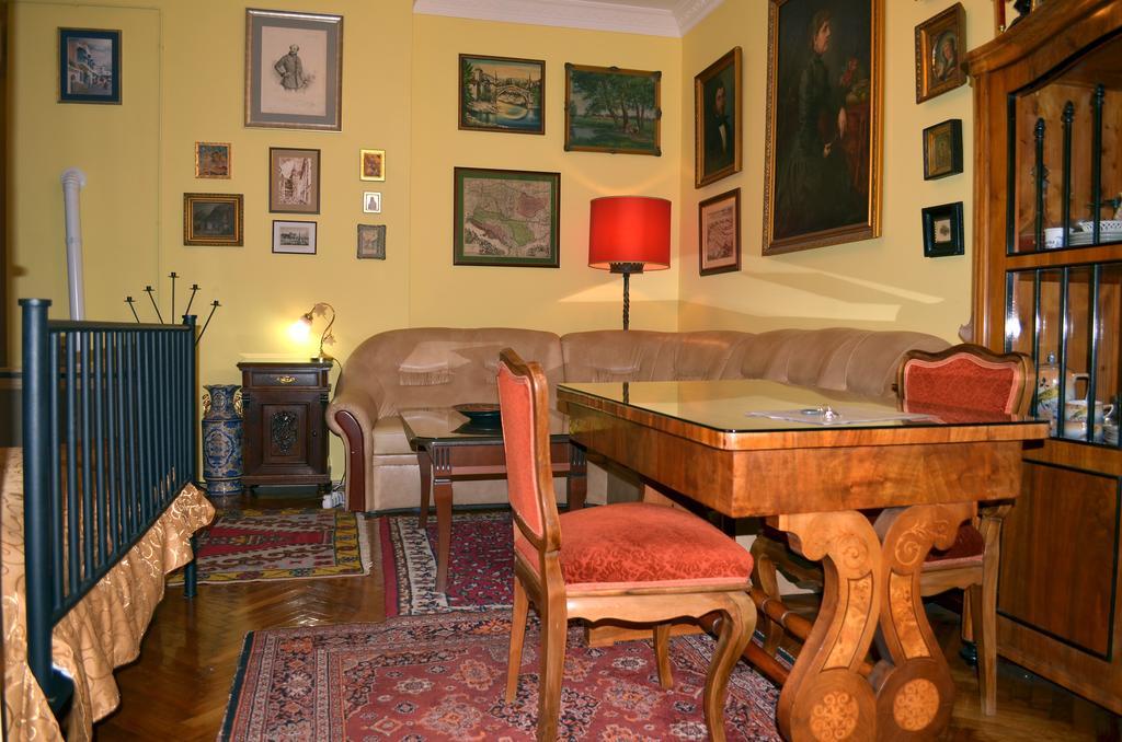 Market Vamhaz Koerut Apartament *