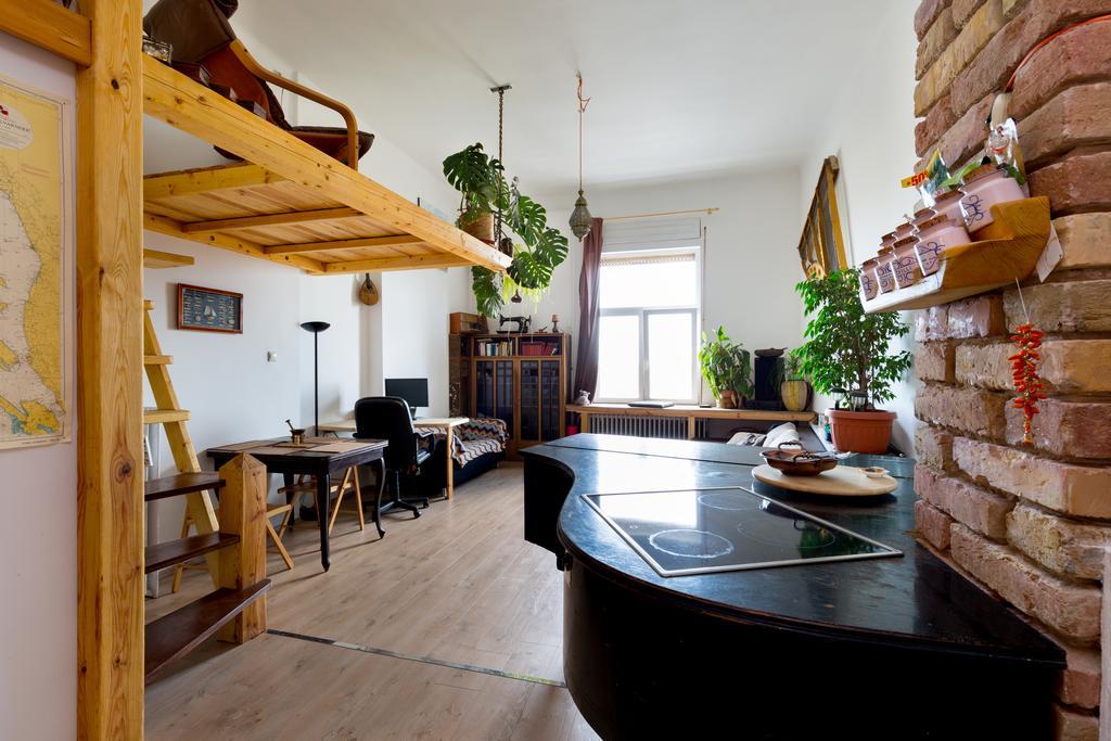 Piano Premier Place *