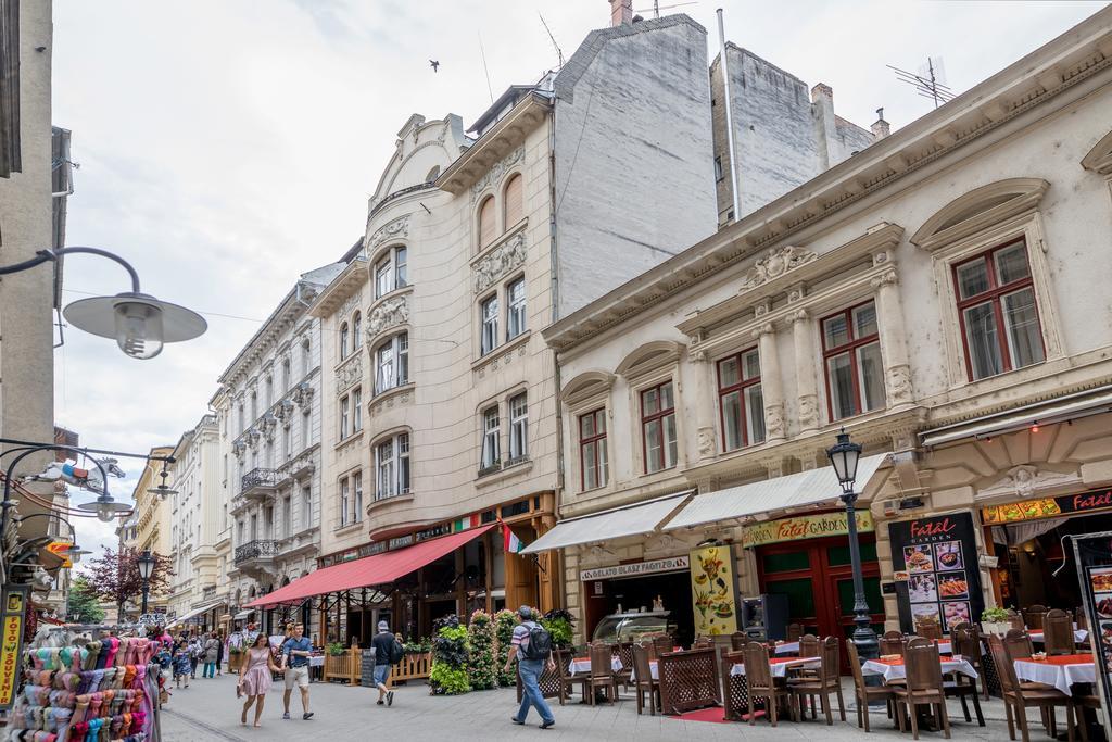 Luxury & Antique Charm Budapest