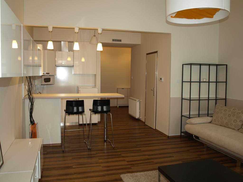 Arany Janos Apartman