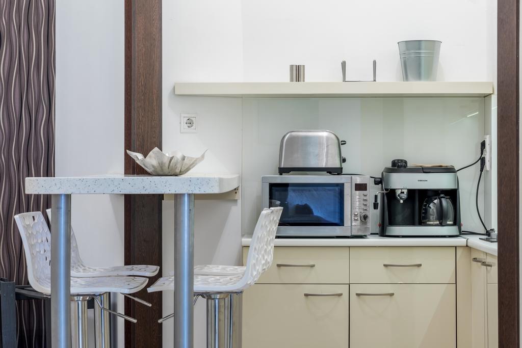 New Design - Egyetem Ter Apartamento *