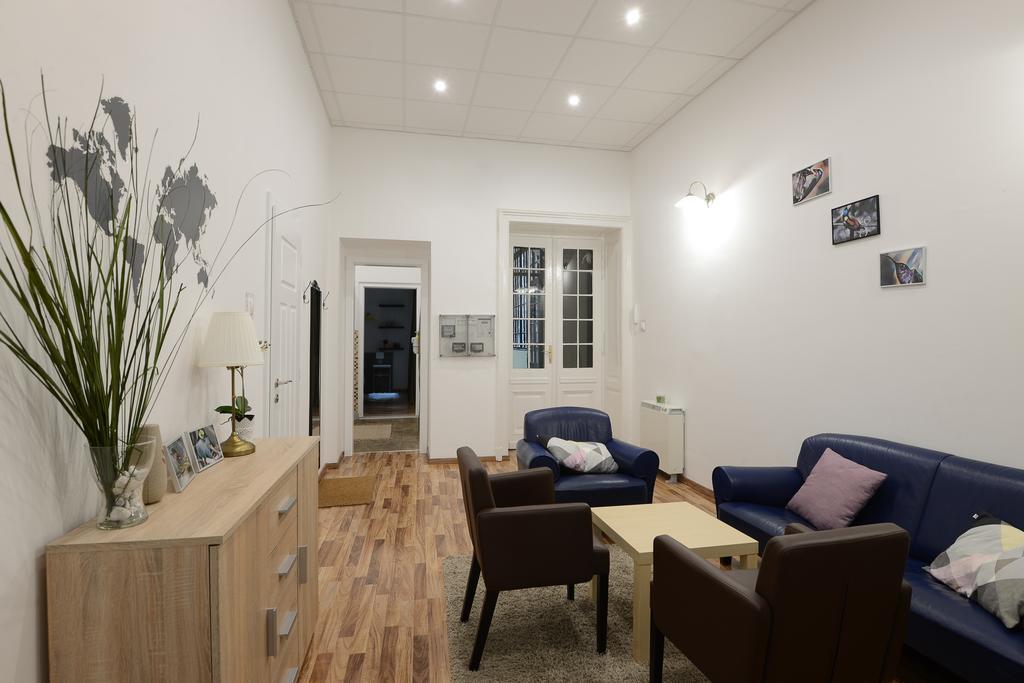Apartamento Spacious Evergreen In The Heart Of