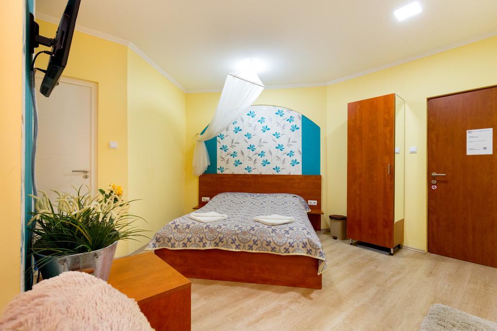 Seasons Design Budapest