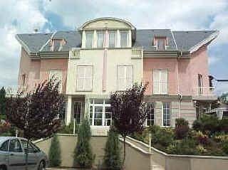 Belle Fleur Panzio Bed & Breakfast