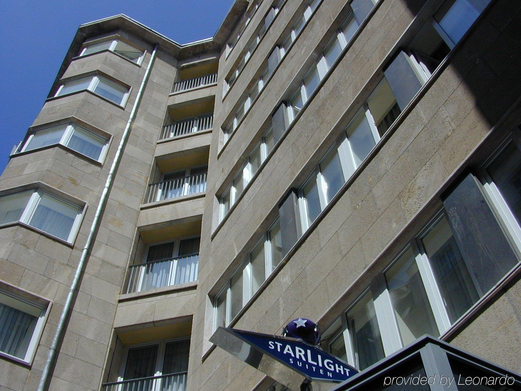 Starlight Hotel 4*