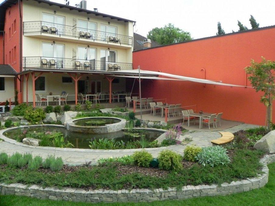 Szonyi Garden Pest