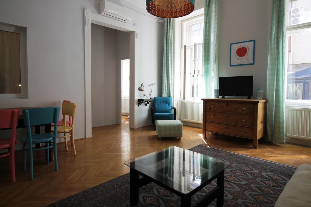 VÁCI Fashion Street Apartment Appartamento
