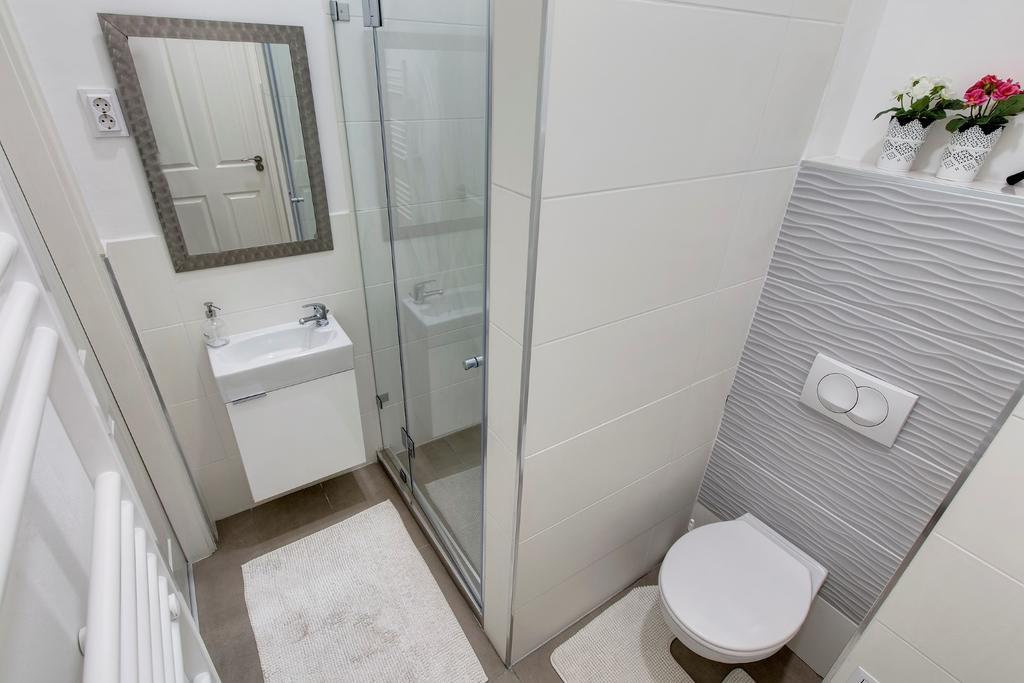 Your Near Parliament Apartment *