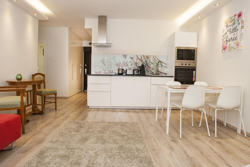 Ilona 2 Bedrooms In The Center Apartamento