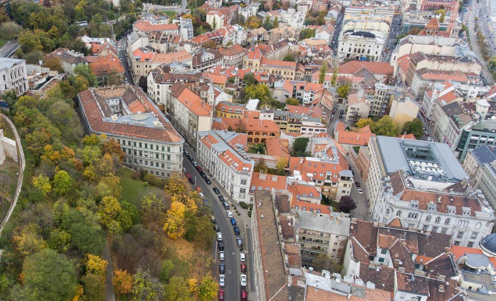 Sous Le Chateau Apartman