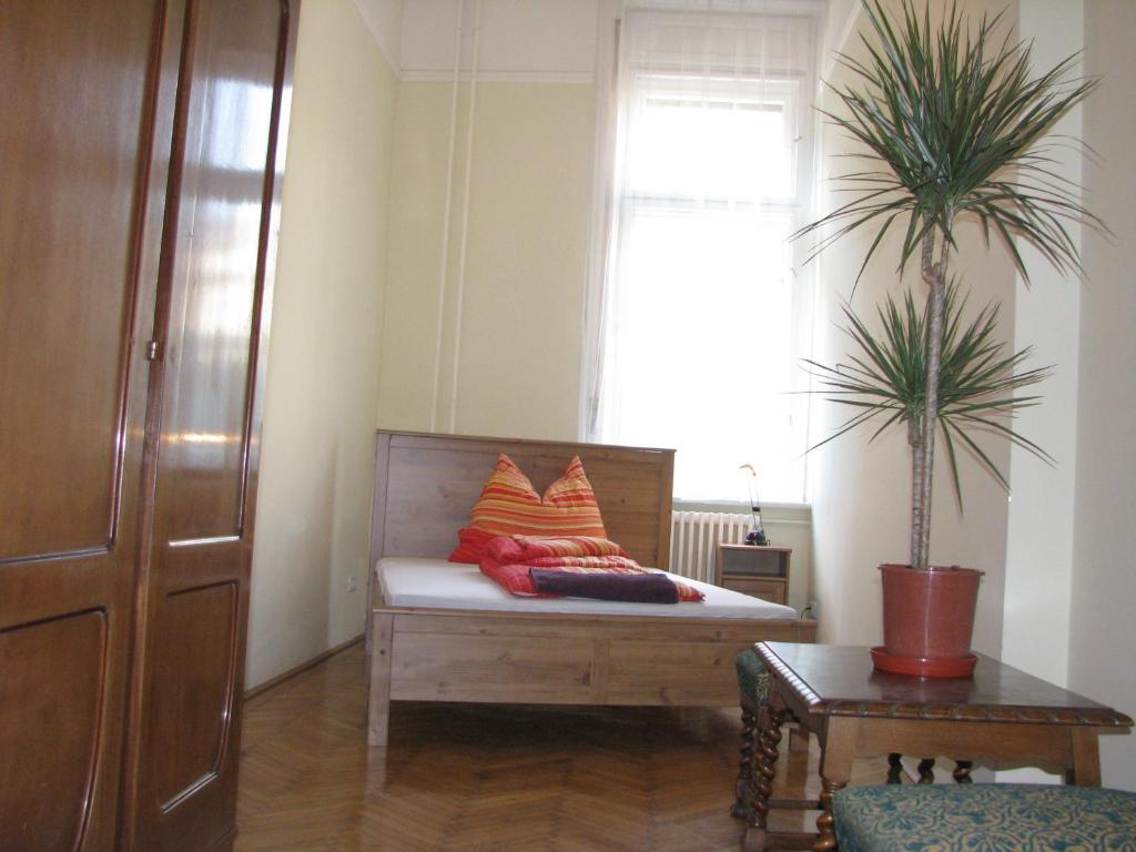 Of Budapešť