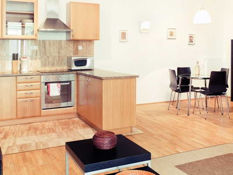 Apartament Adler *