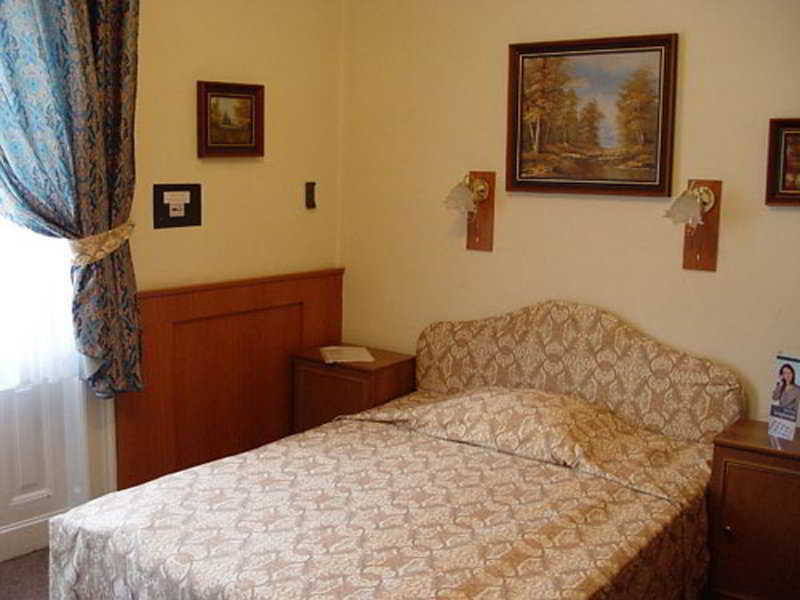 Hotel Swing 3*
