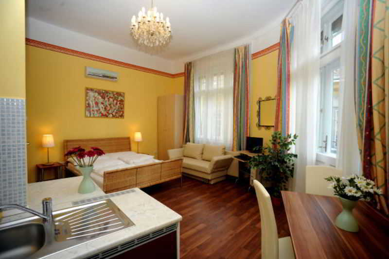 Club & Appartamento Budapest