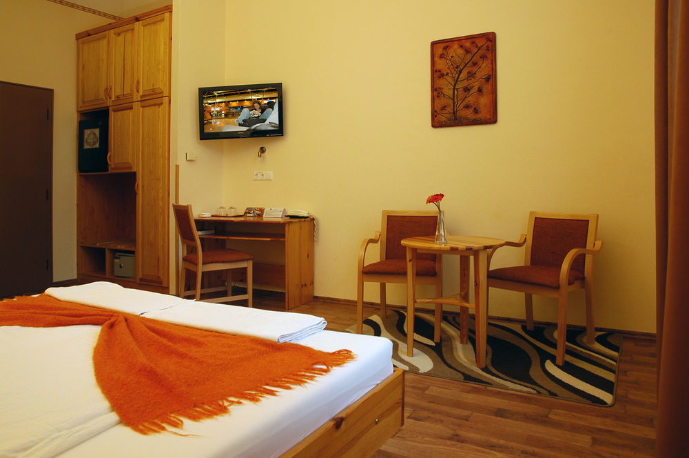 Bed and breakfast Manzard Panzio