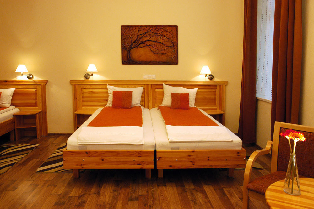 Manzard Panzio Bed and breakfast