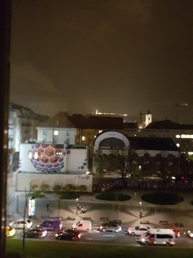 Karoly13 Apartament *