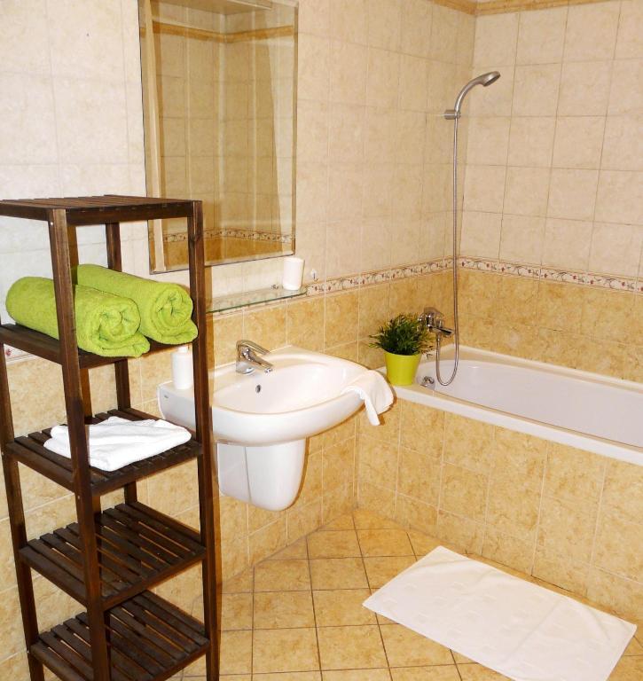 Apartment Bphome *
