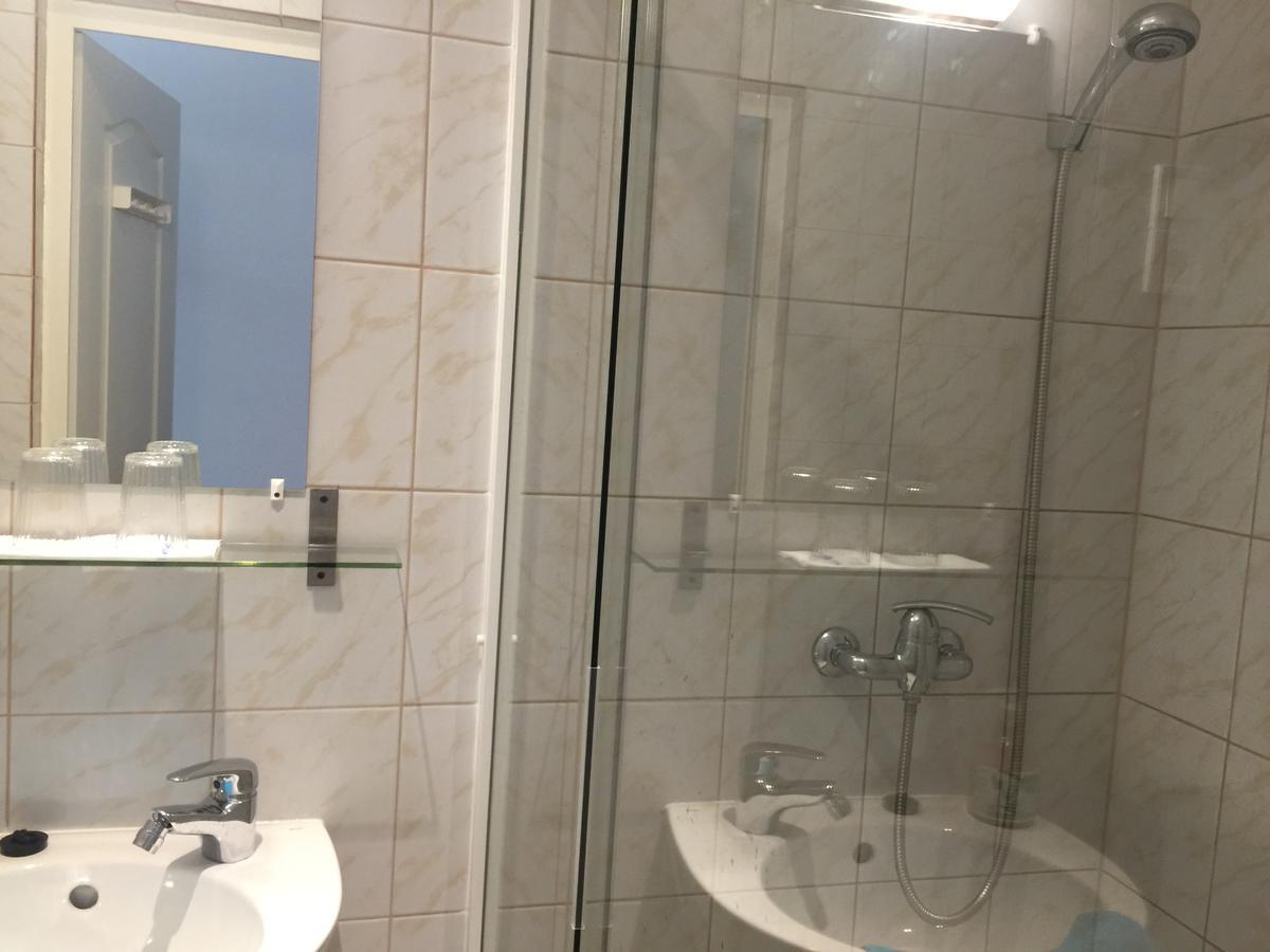 Guest house Capital 3*