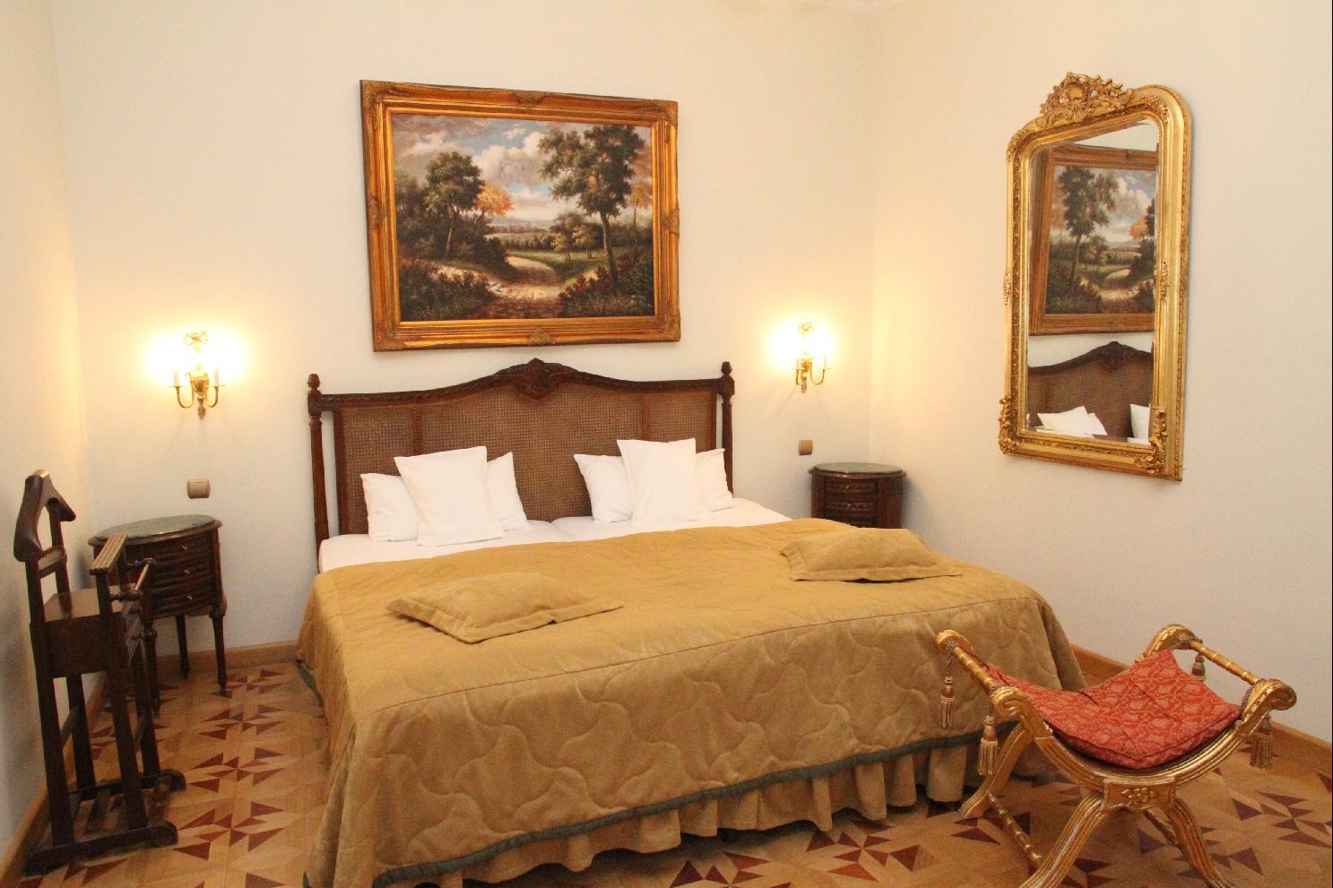 Hotel St. George