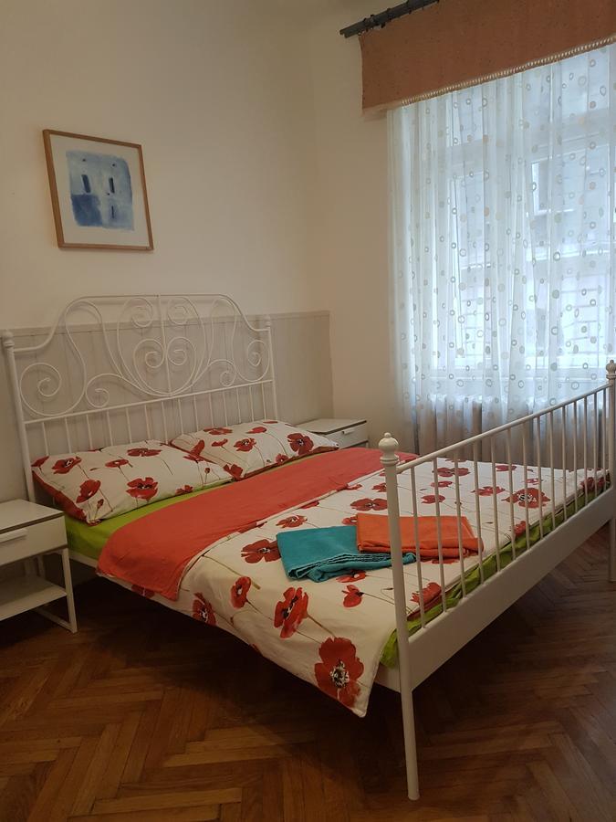 Valentina * Budapest