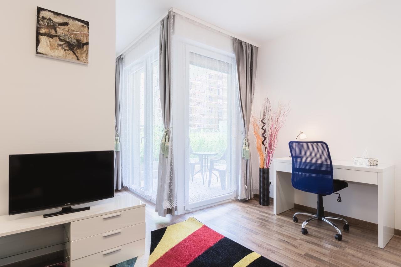 Aparthotel Corvin 3*