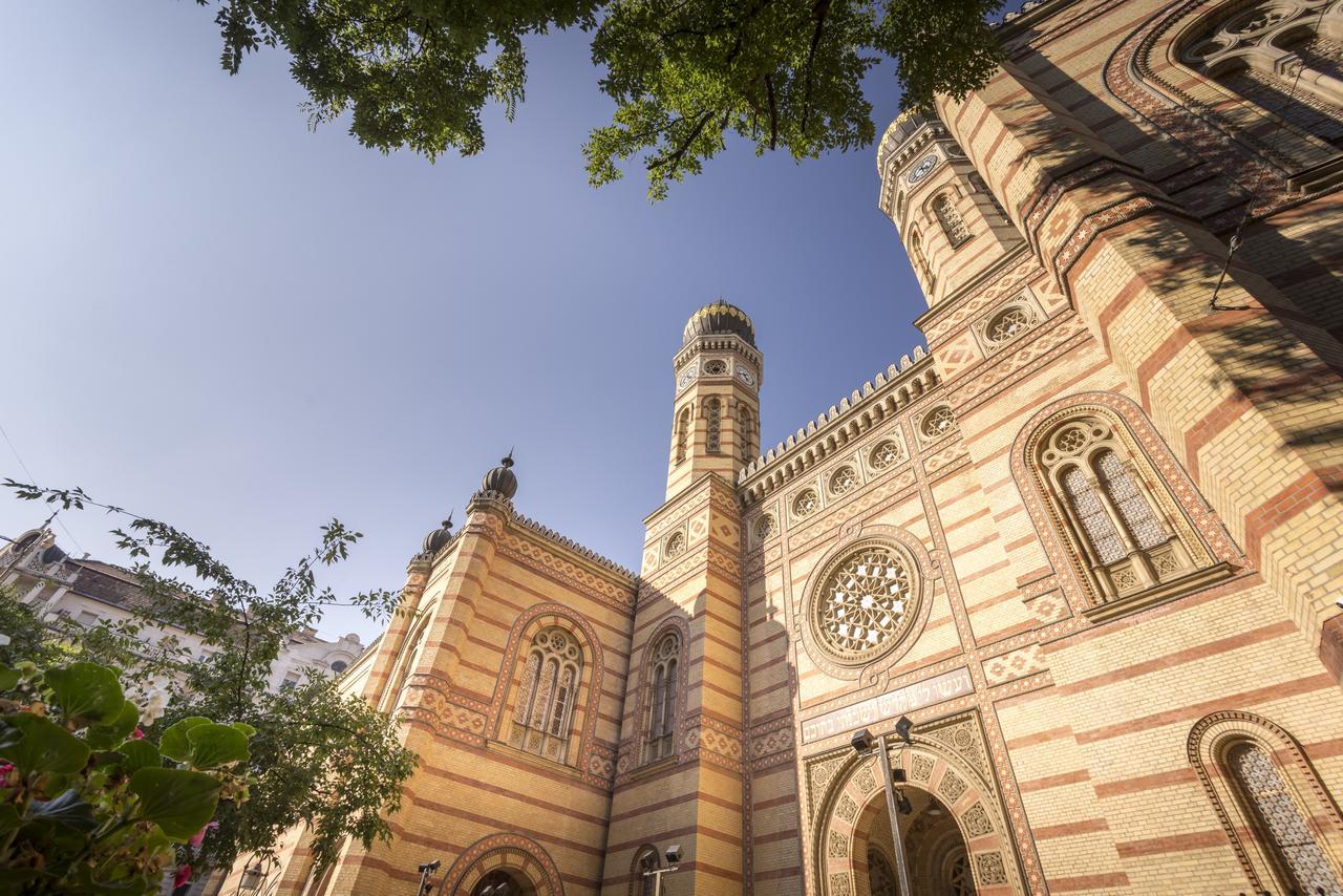 Kazinczy * Budapest
