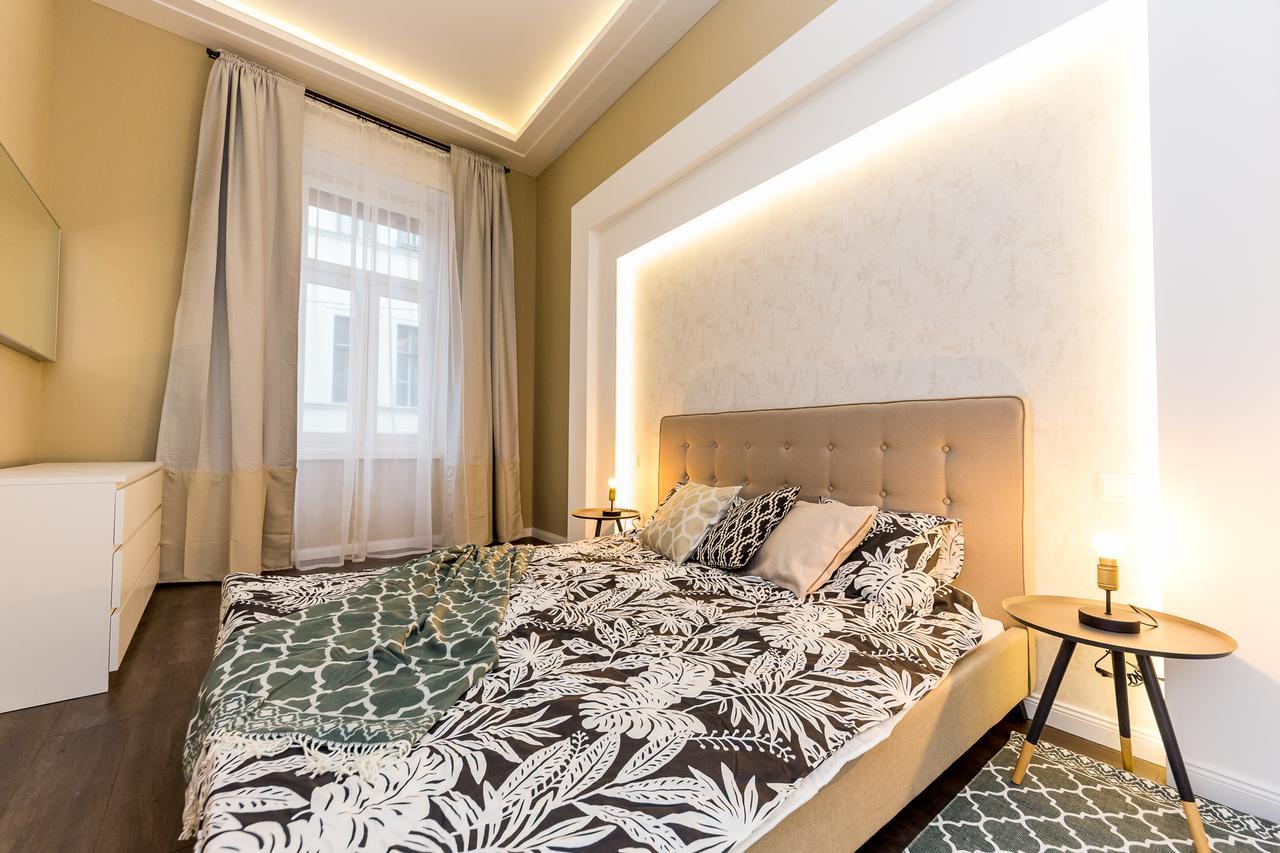 D.five Gold Lägenhet Budapest