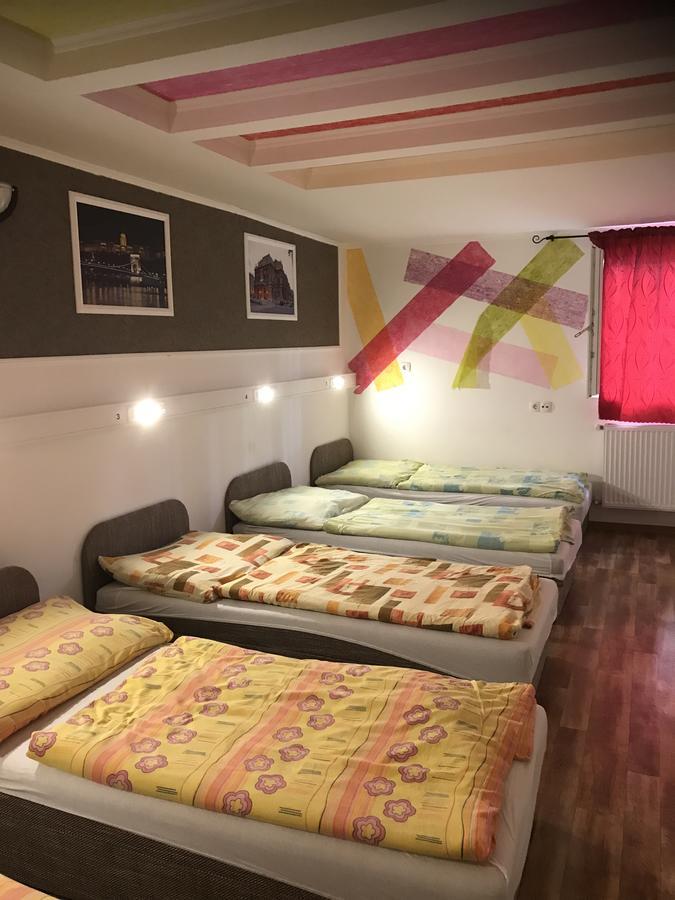 Hostel Opera