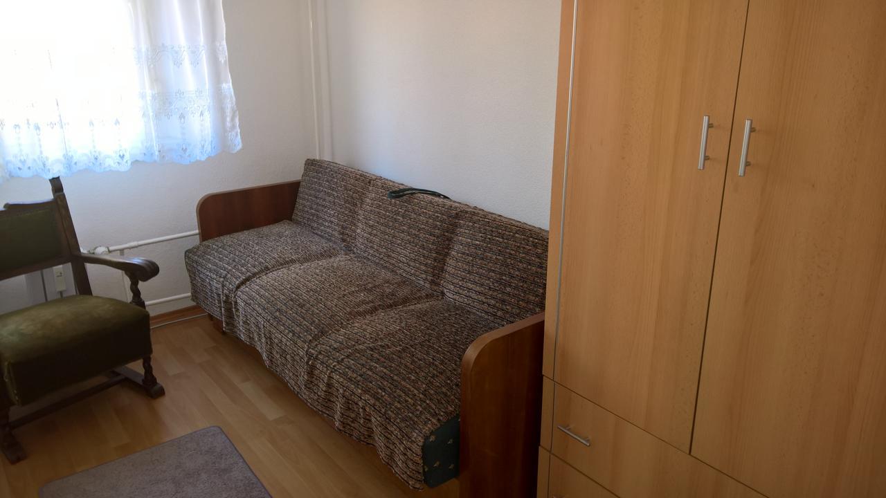 örs Vezér Beatle 01 *
