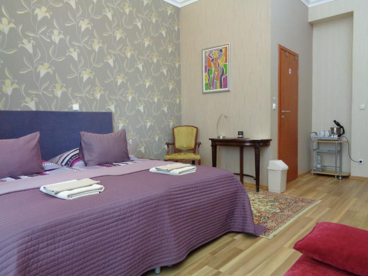Guestrooms 3*