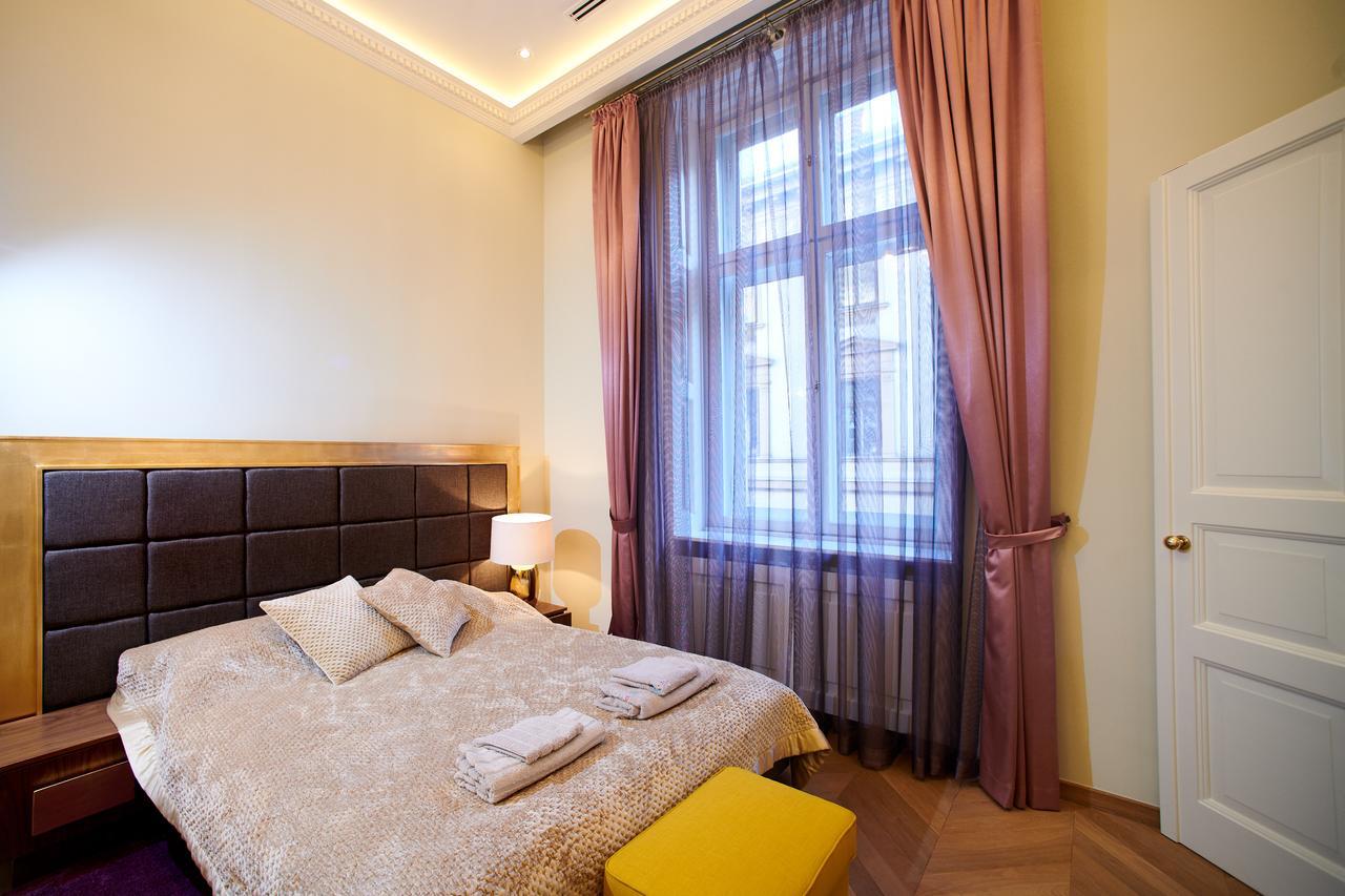 Count Zrinyi Basilica Luxurious