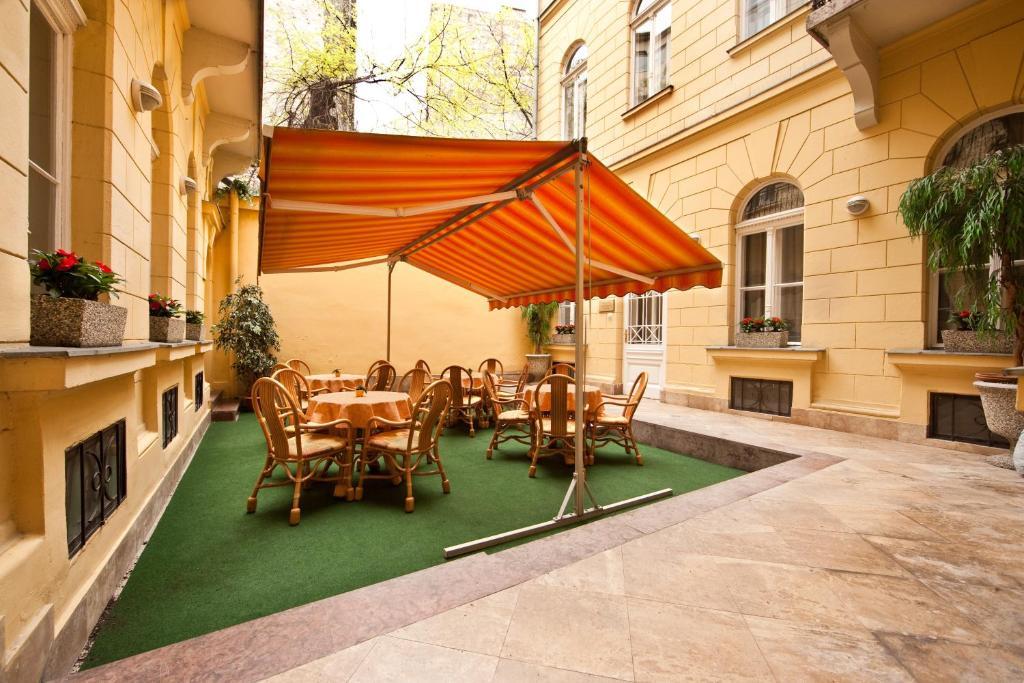 Peregrinus Hotel