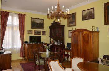Alkotmany Street Hotel