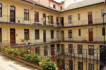 Alkotmany Street *