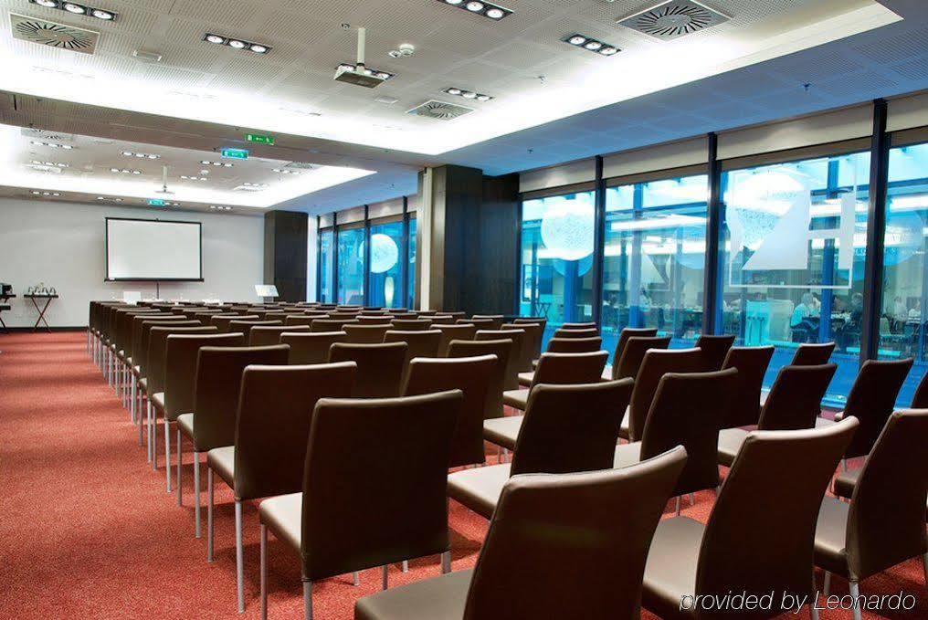 Eurostars Center Hotel 4*