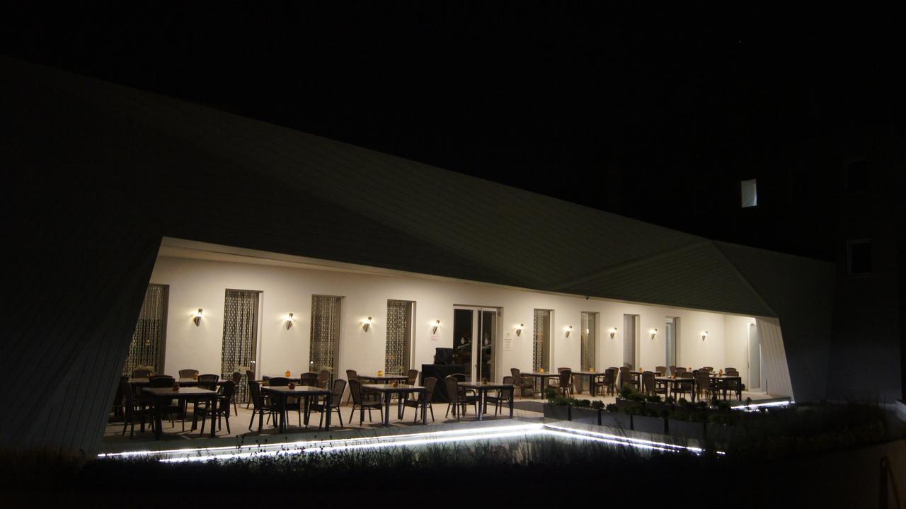 Anna Hotel