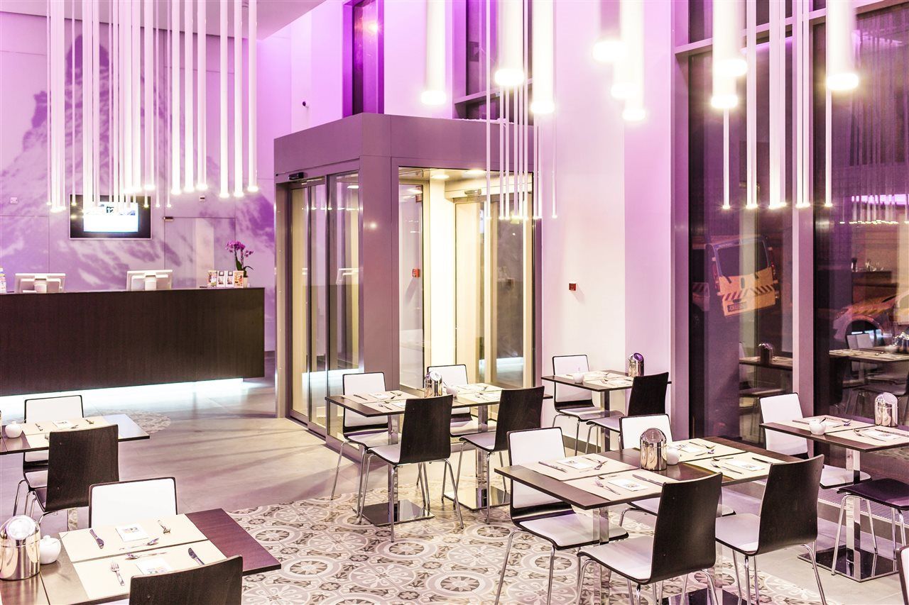 Hotel 12 Revay