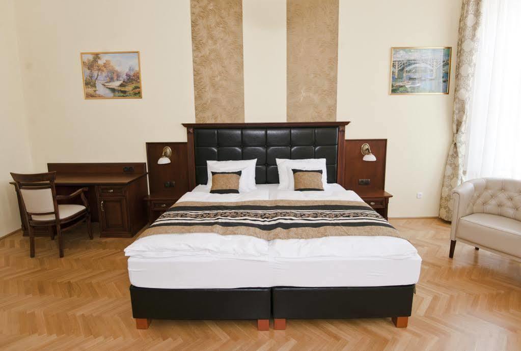 Grand Market Luxury Budapest
