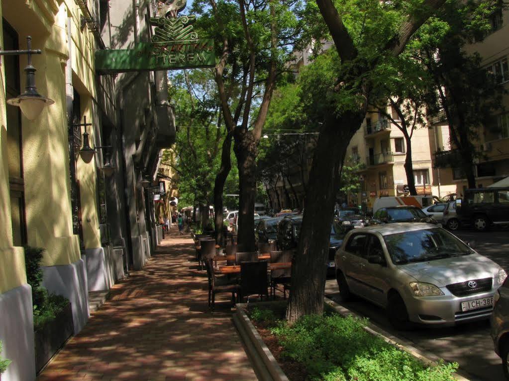Danube Pozsonyi * Budapest