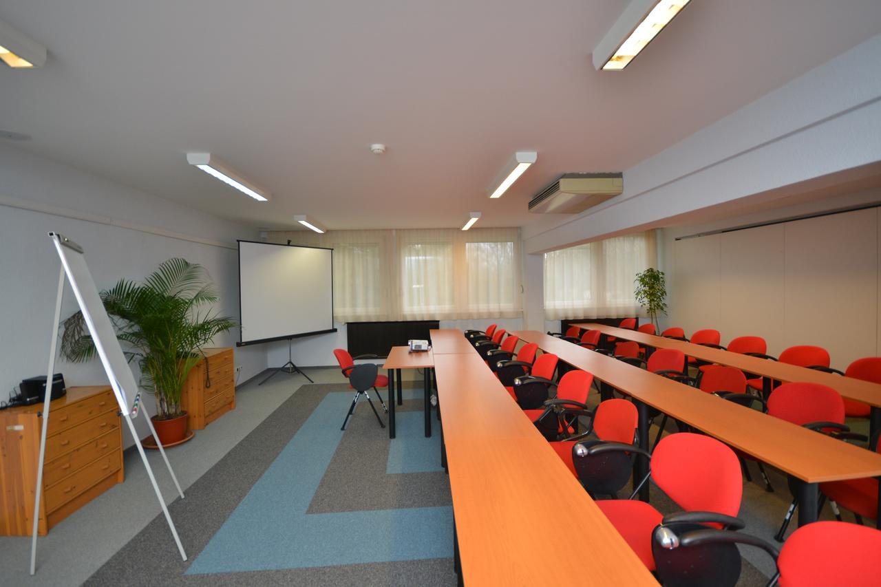 Otp 3* Budapest