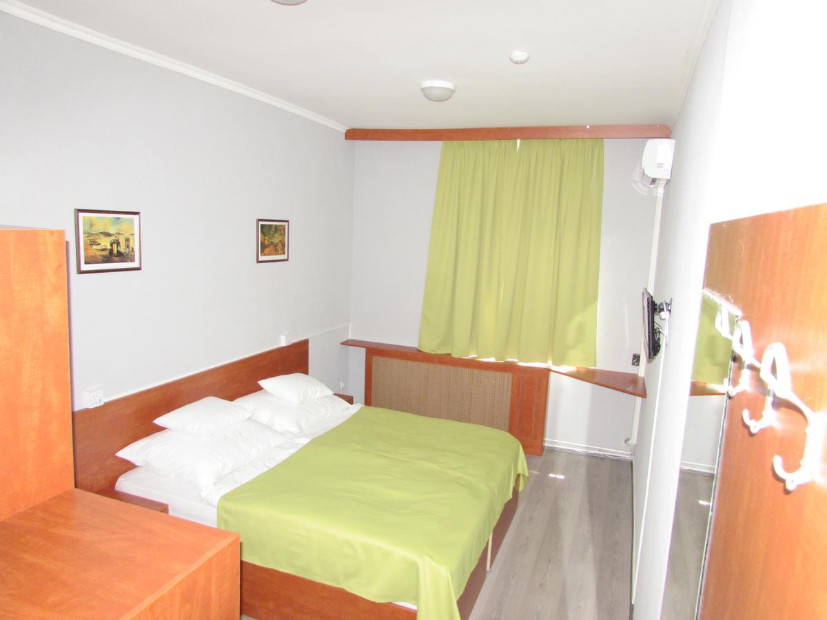 Dojo Motel