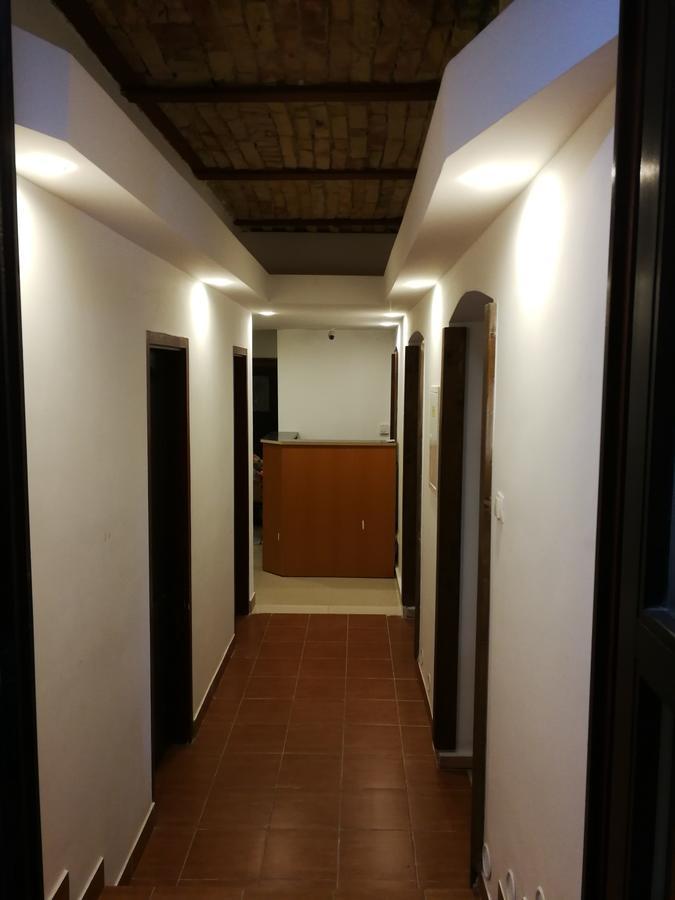 Budapest Garden Hotel Hotel 2*